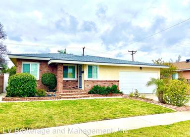 Main picture of 10508 Plunkett St