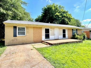 Main picture of 3004 Belafonte Ave NW