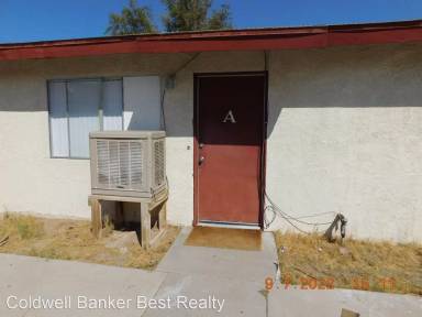 Main picture of 424 W Wilson Ave