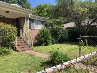 Main picture of 7105 Naples Ave