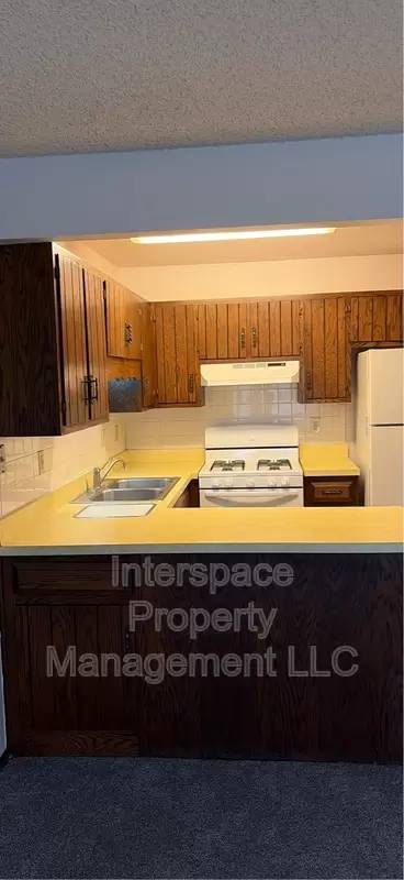Main picture of 1500 Pioneer Rd
