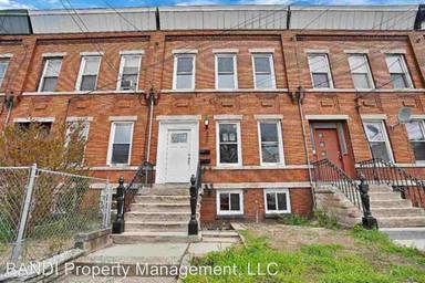 Main picture of 334 Ege Ave