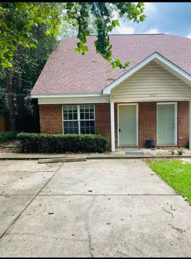 Main picture of 1921 Fannie Dr