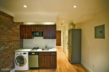 Main picture of 610 E 9th St