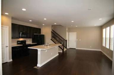 Main picture of 10219 Tall Oaks Cir
