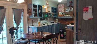 Main picture of 6305 Vincent Dr