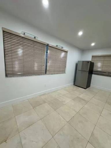 Main picture of 11025 N Bayshore Dr