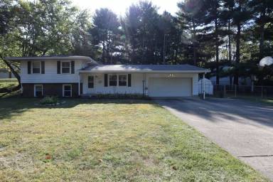 Main picture of 128 Circle Lane Dr