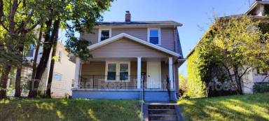 Main picture of 702 W Fairview Ave
