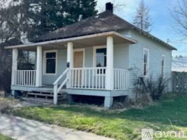 Main picture of 501 E Lincoln Blvd