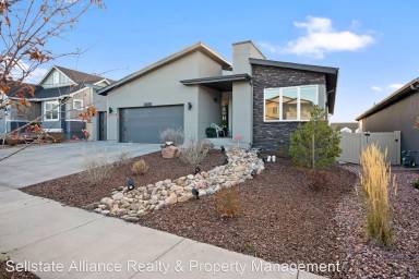 Main picture of 6597 Cumbre Vista Way