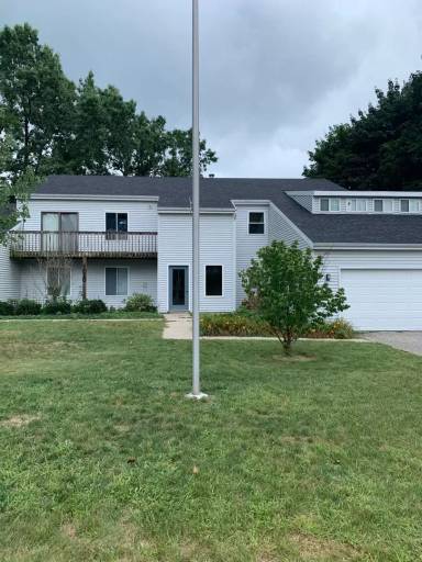 Main picture of 7020 Bonaire Dr NE