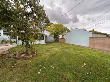 Main picture of 3467 N Bellflower Blvd
