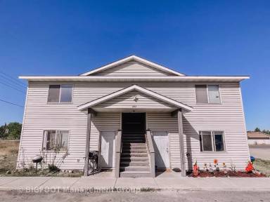 Main picture of 800 East Main Street