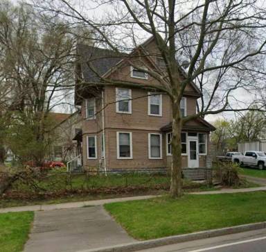 Main picture of 211 Parsells Ave
