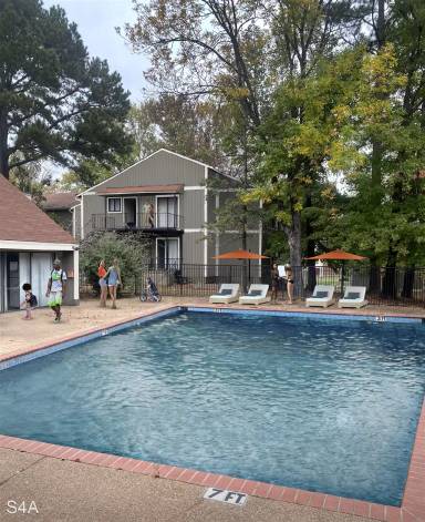 Main picture of Charter Oak Apartments
