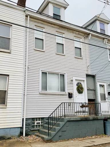 Main picture of 134 Pius St