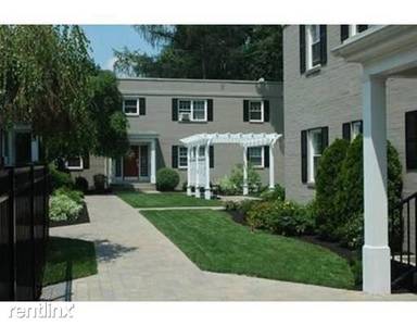 Main picture of 5 Charlesbank Rd