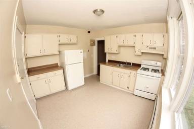 Main picture of 36 Derby Ave