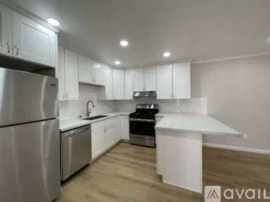 Main picture of 4459 32nd St