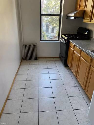 Main picture of 130 16th St