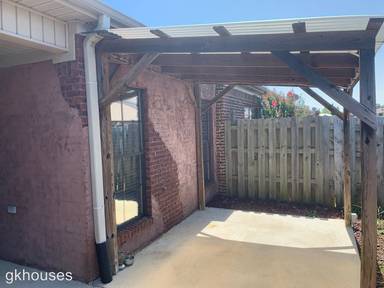Main picture of 6109 Townley Way