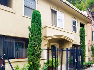 Main picture of 7204 Hawthorn Ave