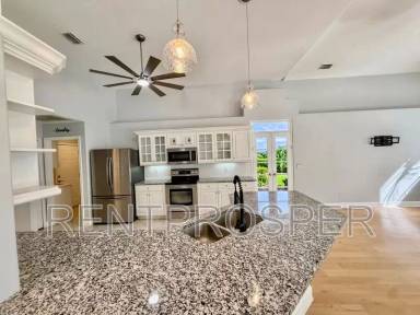 Main picture of 63 Bay Lake Dr
