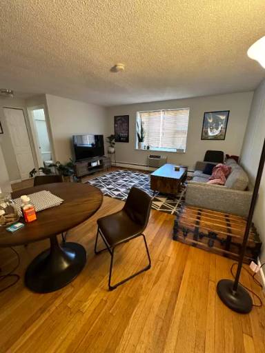 Main picture of 49 Colborne Rd
