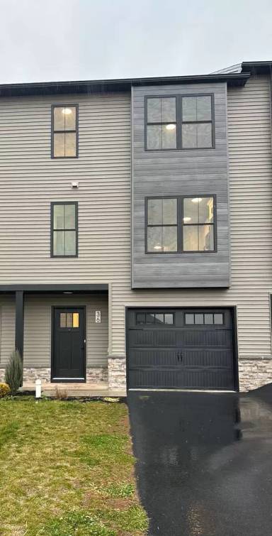 Main picture of 36 Old Stone Way
