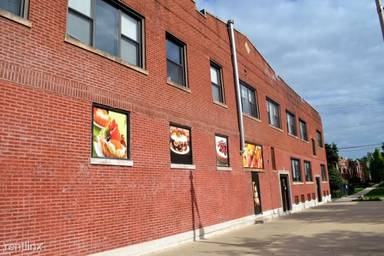 Main picture of 3257 W Montrose Ave