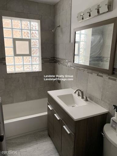 Main picture of 3705 W Byron St