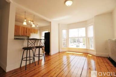 Main picture of 23 Ellsworth St