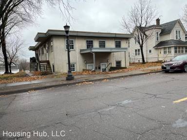 Main picture of 332 Front Ave