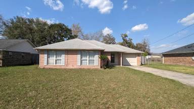 Main picture of 1104 Ballard Dr