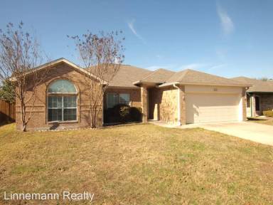 Main picture of 111 Gehler Cir