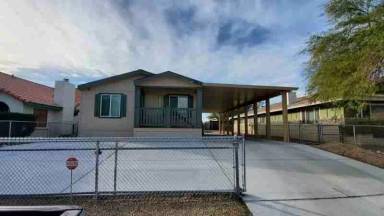 Main picture of 826 Riverfront Dr