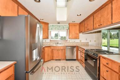 Main picture of 5040 Oakmont Pl SE
