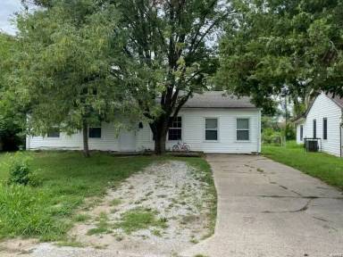 Main picture of 743 Saint Norbert Dr