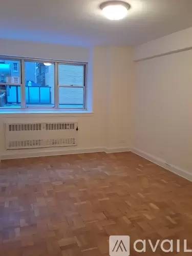 Main picture of 85 East End