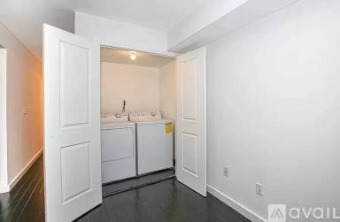 Main picture of 1312 Putnam Ave