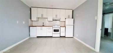 Main picture of 1603 Welch St