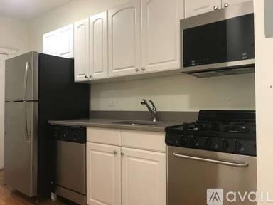 Main picture of 6 Camelot Ct