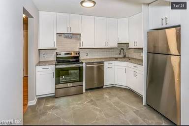 Main picture of 41 Mount Kemble Ave