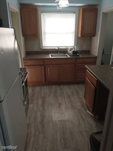 Main picture of 8138 Hazelton St