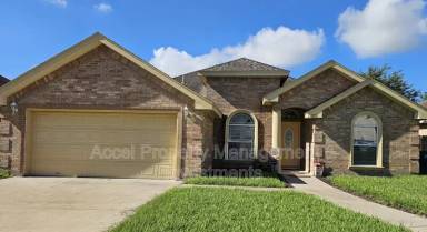 Main picture of 1320 International St