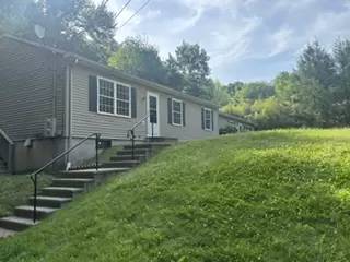 Main picture of 86 Maple St