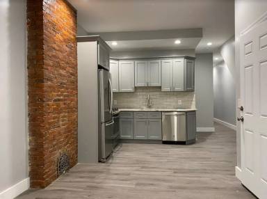 Main picture of 427 Chambers Ave