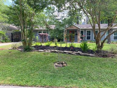 Main picture of 1320 Woodvine Dr