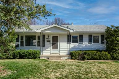 Main picture of 9234 Meredith Ave